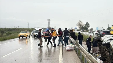 Tokat'ta İki otomobil çarpıştı: 5 kişi yaralandı