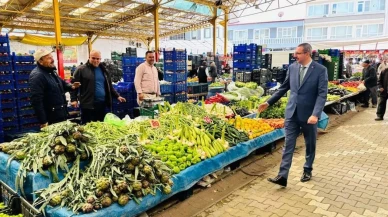 Kaymakam Enver Özderin'den esnafa destek ziyareti: Semt pazarında yaşananlar