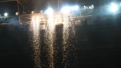 Eskişehirspor'un şampiyonluk kutlamasında kıvılcım gösterisi krizi