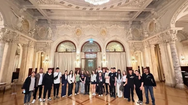 Gaziantep Kolej Vakfı öğrencileri Avrupa'da bilim gezisinde