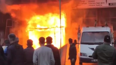 Rize'de oto döşeme atölyesinde yangın: Atölye küle döndü