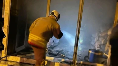 Tekstil deposunda korkutan yangın: Hatay'da tekstil deposundaki yangın büyümeden söndürüldü