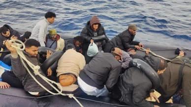 İzmir'de 24 göçmen Yunanistan unsurlarından kurtarıldı: Sahil Güvenlik ekipleri hızlı müdahale ile facianın önüne geçti