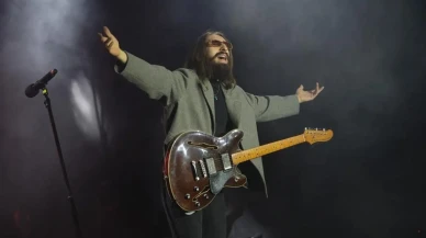 Kocaeli EnFest ile 19 Mayıs coşkusu zirveye ulaştı: Emre Fel'in unutulmaz performansı!