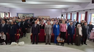 Köşk'te Kur'an Kursu kapanış programı: Minik öğrencilerin performansı göz doldurdu