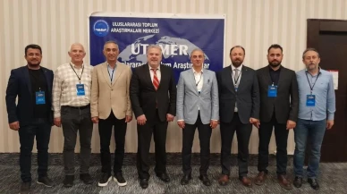 İzmir'de taekwondo ve teknoloji bir araya geldi: Sporun geleceğine yön verecek çalıştay gerçekleşti