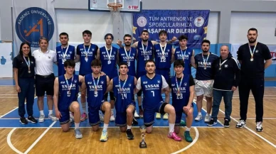 Yaşar Üniversitesi Erkek Basketbol Takımı Süper Lig'e yükseldi! İzmir'i temsil edecek yeni spor başarısı
