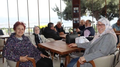 Kocaeli çınarlarının yeni huzur durağı: Saygınlar kulübü hizmete açıldı