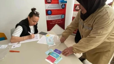 Fındık fabrikası çalışanların kilolarını ölçtüler: Düzce'de sağlık ekipleri ölçüm yaptı