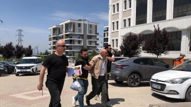 Gemlik'te depremzede tostçuyu kahvehanede katletti