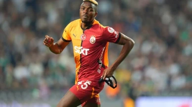 Galatasaray, Napoli'nin yıldız forveti Osimhen için 66 milyon Euro'luk teklif sundu: Fenerbahçe ile kıyasıya rekabet var