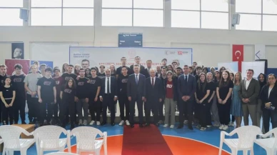 Bursa'da üniversite deneyimi: 100 okul 100 akademisyen projesi başladı!