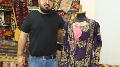 Burhaniye'de asırlık bindallı sergilendi: İzmir'den gelen gelinlik göz dolduruyor