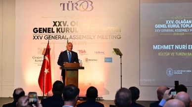 2025 turizm için rekorlar yılı olacak: Bakan Ersoy hedeflerini açıkladı