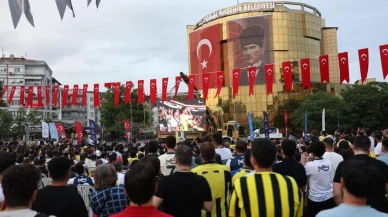 Aydınlı Fenerbahçeliler EuroLeague zaferini meydanda kutladı