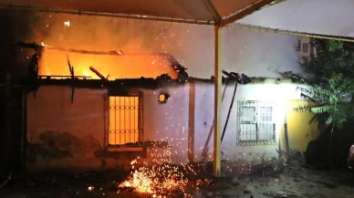 Yangın paniğe neden oldu: Kadın, kedileri için gözyaşı döktü, olağanüstü kurtarma çabaları başladı