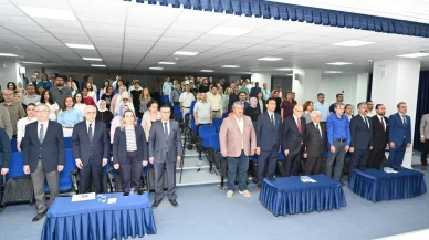 Denizli'de öğretmenlere yönelik milli mücadele konferansı: Tarihimiz derinlemesine incelendi