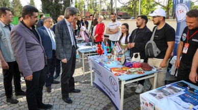 Uludağ Üniversitesi'nde Hıdırellez coşkusu: Öğrenciler ateş atladı, rektörden birlik mesajı