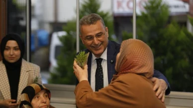 Başkan Kurnaz, anneleri unutmadı: Annelerimizin emekleri hiçbir zaman ödenemez