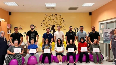 Nazilli Devlet Hastanesi gebe okulunda babalar eğitime katıldı