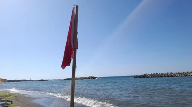 Akçakoca sahilleri fırtına nedeniyle denize kapatıldı