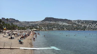 Kurban Bayramında Bodrum sahilleri tatilcilerle doldu taştı