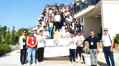 Elazığ Valisi öğrencilerle İpek Yolu serüvenini keşfediyor