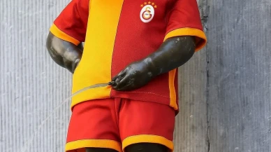 Galatasaray forması Manneken Pis heykelinde sergilenecek