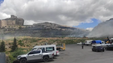 Tarihi Divriği Ulu Cami yangın tehdidiyle karşılaştı