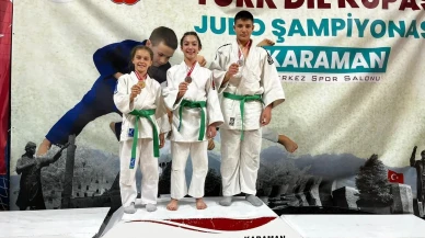 Salihlili İrem Erel ve Hira Kılkış judoda şampiyon oldu