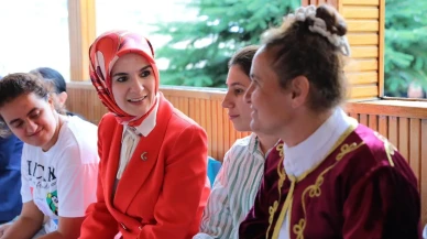 Bakan Göktaş Erzincan Engelsiz Yaşam Merkezini ziyaret etti