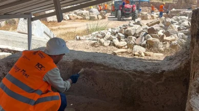 Tralleis Antik Kenti hamam bölgesi gün yüzüne çıkıyor