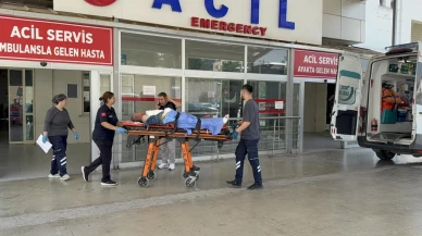 Kozanda boya yapan işçi elektrik akımına kapıldı