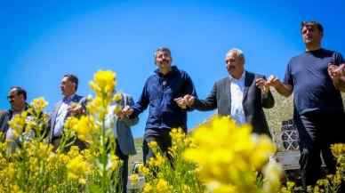 Vali Çelik Aveğak yaylasında vatandaşlarla buluştu