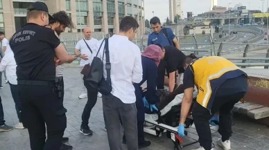 İstanbul Adalet Sarayında rüzgar bariyerleri personelin üzerine devirdi