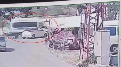 Hatayda minibüs otomobille çarpıştıktan sonra dereye düştü