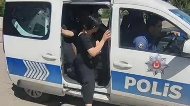 Bitlis polisi YKS öğrencilerini sınava yetiştirdi