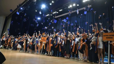 Muğla Sıtkı Koçman Üniversitesi genç mühendislerini uğurladı