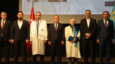 Kırım lideri Kırımoğlu Fırat Üniversitesinde onurlandırıldı