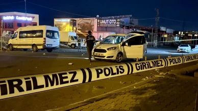 İzmir'de korkunç kaza: Otomobil ve motosiklet çarpıştı, 2 yaralı