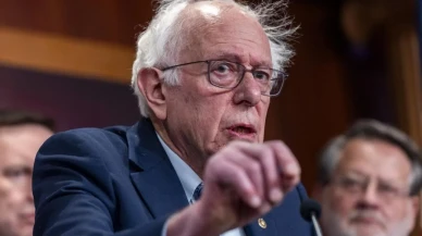 Sanders Netanyahu İran ve Irak iddialarını karşılaştırdı