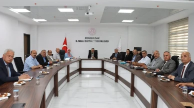 Zonguldak eğitimcileri yıl sonu başarılarını değerlendirdi