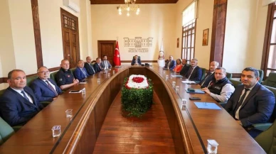 Bilecik Valisi Faik Oktay Sözer müdürlerle buluştu