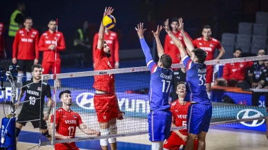 Milli Voleybol Takımı Bulgaristanda Fransaya Yenildi