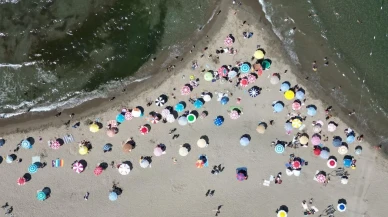 Karasu Sahili yaz sezonunda rekor kalabalığa ulaştı