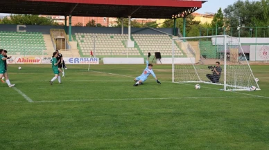 Ampute Milli Takım Kırşehir kadın futbolcularıyla buluştu