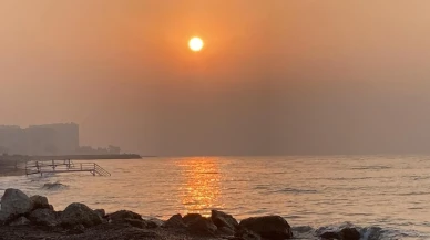 Mersin sahilinde gün doğumu yakamoz şöleni başladı