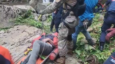 Protez ayağı çıkan adam Uludağ şelalesinden kurtarıldı