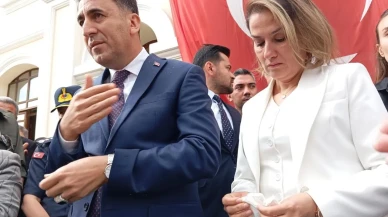 Vali Şefik Aygöl Bilecik halkıyla gözyaşları içinde vedalaştı