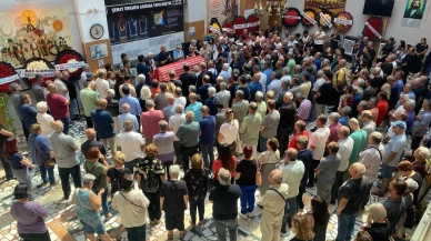 Duayen gazeteci Zeki Özer Antalyada uğurlandı